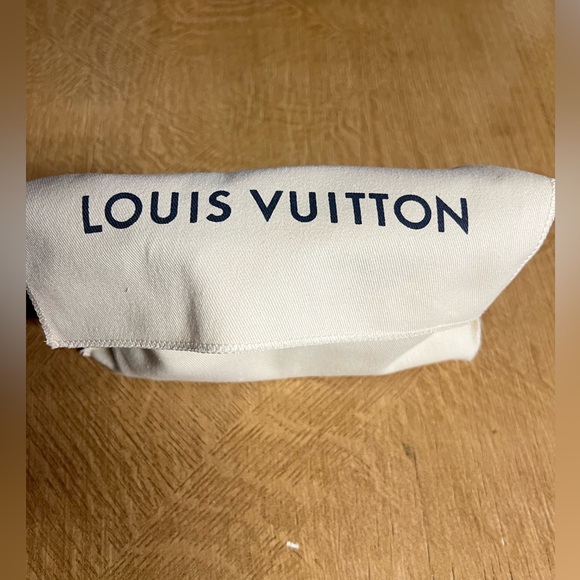 Louis Vuitton Monogram Miroir 40mm Reversible LV Initiales Belt 110 40 Silver - Picture 8 of 13